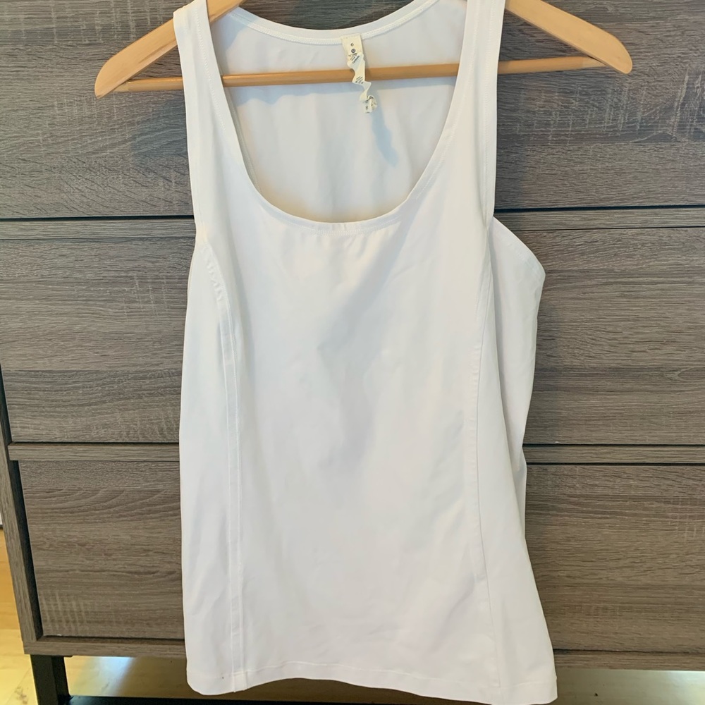 White Lululemon Tank Top in EUC